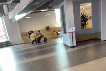 團隊引領廠家完成洽談，認清當下業務面臨的挑戰與機遇